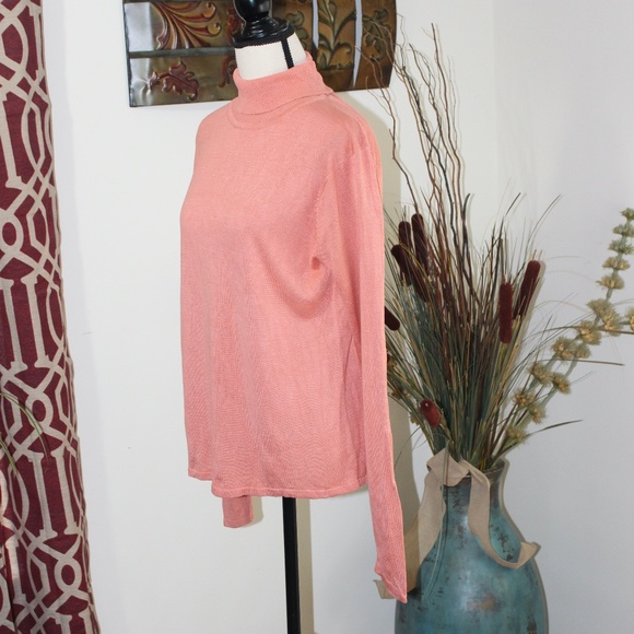 Herman Geist,  100% silk turtleneck sweater - Picture 2 of 6